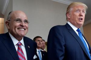 "Окружен врагами США": Адвокат Трампа отменил встречу с Зеленским
