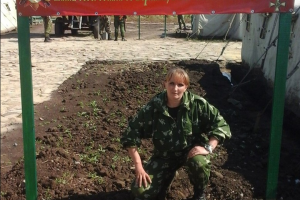 Не дошла до Киева: офицер ВСУ показал ликвидированную командиршу боевиков