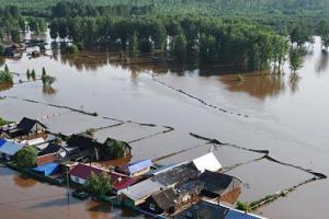 В России масштабный потоп: под воду ушла целая область, люди тонут при попытке бежать