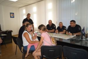 Найдена живой и невредимой: 13-летнюю лисичанку искали более 200 полицейских