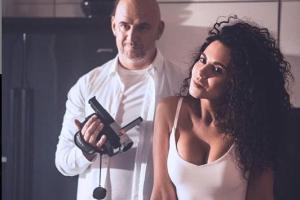 Настя Каменских похвасталась подарком от новоиспеченного супруга