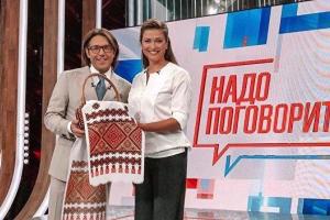 Андрея Малахова и его коллегу внесли в базу "Миротворца" из-за скандального эфира телемоста