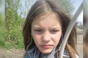 Появилось видео следственного эксперимента с подозреваемым в убийстве 13-летней девочки под Днепром