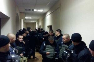 На рабочем месте: В здании одесского суда нацгвардеец выстрелил себе в голову