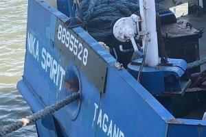 Моряки с задержанного российского танкера вернулись в Москву самолетом