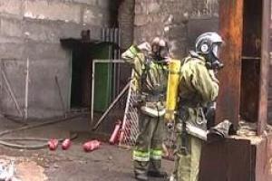 В "ЛНР" горел цех металлургического предприятия: есть пострадавшие