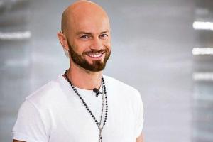 Длинноволосый йог: Влад Яма удивил новым образом