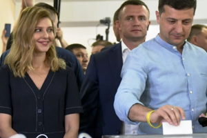 Зеленский проголосовал на парламентских выборах