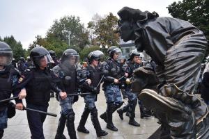 Новый митинг в Москве: более 80 задержанных, включая кандидата в Мосгордуму