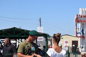 На КПВВ "Станица Луганская" вновь введен сокращенный режим работы