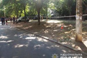 В Одессе мужчина кинул из окна гранату