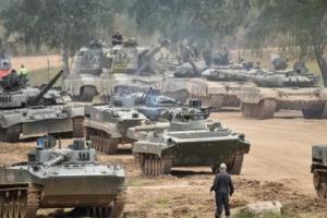 Вблизи украинской границы заметили российскую колонну тяжелой техники
