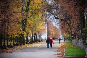 Меняем пуховики на плащики: Свежий прогноз синоптика