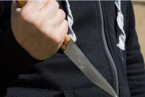 В Киеве на Оболони мужчина пострадал от поножовщины за замечание не мусорить