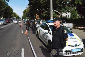 В Житомире вооруженная банда напала на полицейских