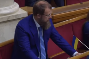 В новой Верховной Раде зафиксирован первый "кнопкодав"