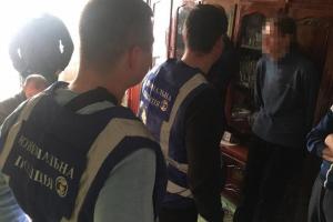 В Киеве поймали педофила, который развращал детей в школьных туалетах