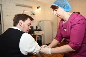 Правительство намерено вакцинировать 95% украинцев