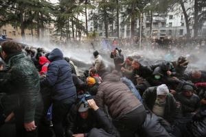В Тбилиси силовики разогнали протестующих, есть пострадавшие