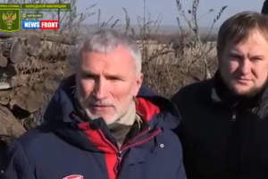 "В Золотом уже граница с РФ?" В район разведения войск приехал российский депутат