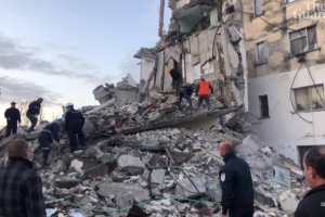 Албанию накрыло разрушительное землетрясение: много жертв и раненых