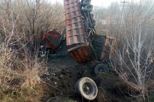 В Лисичанске на спуске с Горы Поповой разбился очередной грузовик