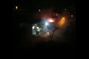 В Лисичанске загорелась база стройматериалов "Мастер"