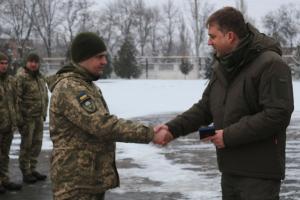На Луганщине министр обороны Загороднюк поздравил украинских защитников