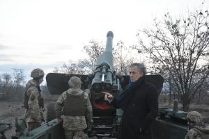Французский философ Бернар-Анри Леви приехал на Донбасс