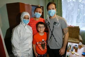 В Новых Санжарах глава МОЗ Скалецкая впервые встретилась с эвакуированными