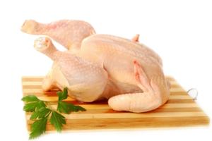 "Ботокс закачали": Жители Лисичанска обсуждают качество курицы, купленной в известном супермаркете