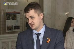 "Продай собаку и заплати за коммуналку": Депутат от "Слуги народа" дал совет украинской пенсионерке