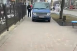 "Мастер парковки": Жители Северодонецка обсуждают наглых автомобилистов