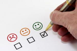 "Солнышки" и "тучки" вместо баллов? В украинских школах может исчезнуть привычная система оценивания