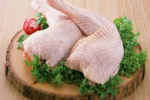 "Забрали с полок все, что могли": Стоит ли запасаться продуктами на период карантина?