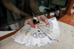 Соцстрах компенсирует украинцам 50% зарплаты в случае самоизоляции