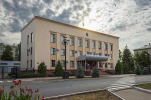 Отказывается уходить: С должности секретаря Лисичанского горсовета уволен Эдуард Щеглаков