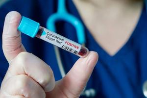 Отказалась от самоизоляции: инфицированная украинка две недели контактировала с людьми