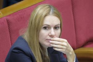 "А как быть тем, у кого нет корочки нардепа?" - Скороход рассказала, как "выбивала" себе тест на коронавирус