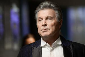 Лев Лещенко госпитализирован с коронавирусом