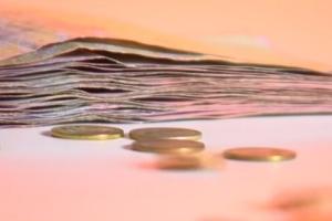 Украинцы смогут вернуть уплаченные налоги за предыдущий год