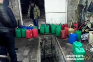 На Луганщине правоохранители остановили работу двух подпольных АЗС
