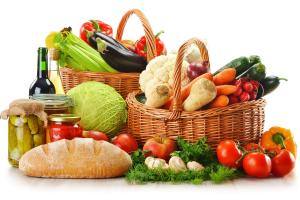В Украине снизились цены на продукты и лекарства: на что и на сколько