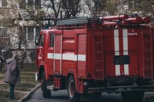 Спасатели нашли тело женщины при тушении пожара в жилом доме в Станице Луганской - ГСЧС