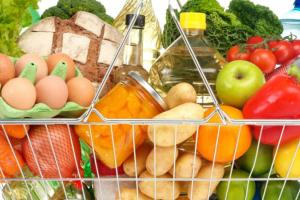Правительство будет контролировать цены на продукты во время карантина