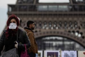 Во Франции коронавирус попробуют лечить плазмой крови выздоровевших