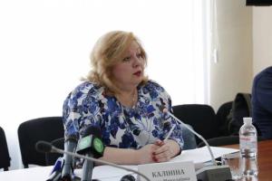 Самый высокооплачиваемый чиновник Луганщины: кто она и сколько получает