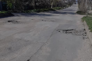 В Лисичанске показали состояние дорог, которые ремонтировались в прошлом году