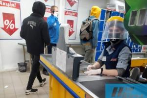 Вирусы не пройдут: У кассиров АТБ - новый уровень защитной экипировки