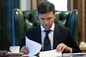 Зеленский утвердил состав украинской делегации в ТКГ: кто в нее вошел